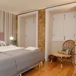 Bed & Breakfast Flores Lisbon