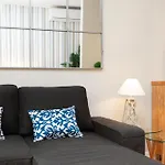 フローレス ゲスト ハウス