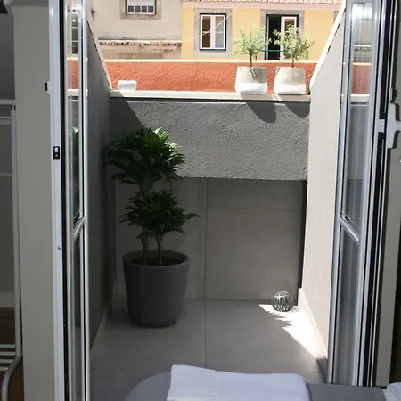 フローレス ゲスト ハウス