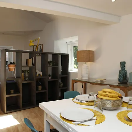 Bed & Breakfast Flores