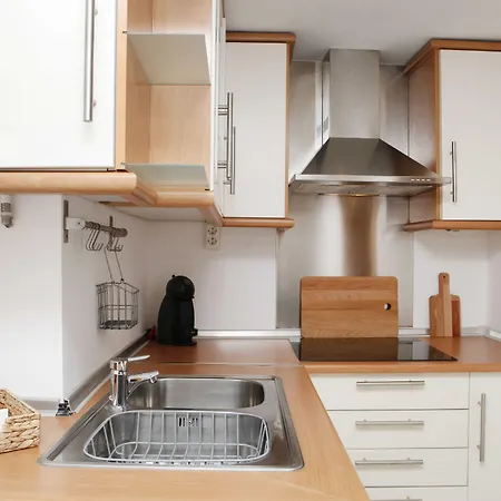 フローレス ゲスト ハウス